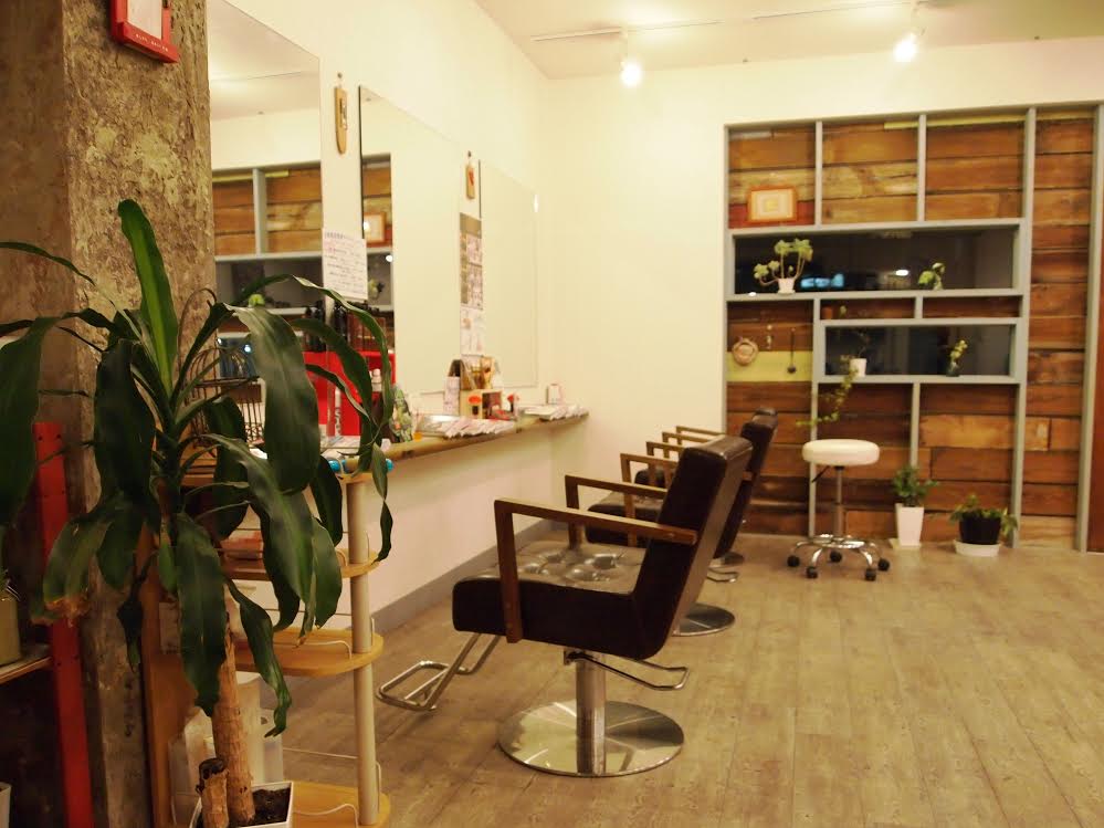 PuPuhimuhimu Hair（プープーヒムヒム）店舗内装写真